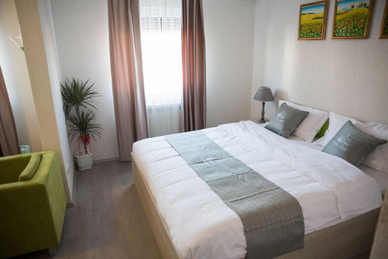 Hotel China Town Prenociste Bělehrad Exteriér fotografie